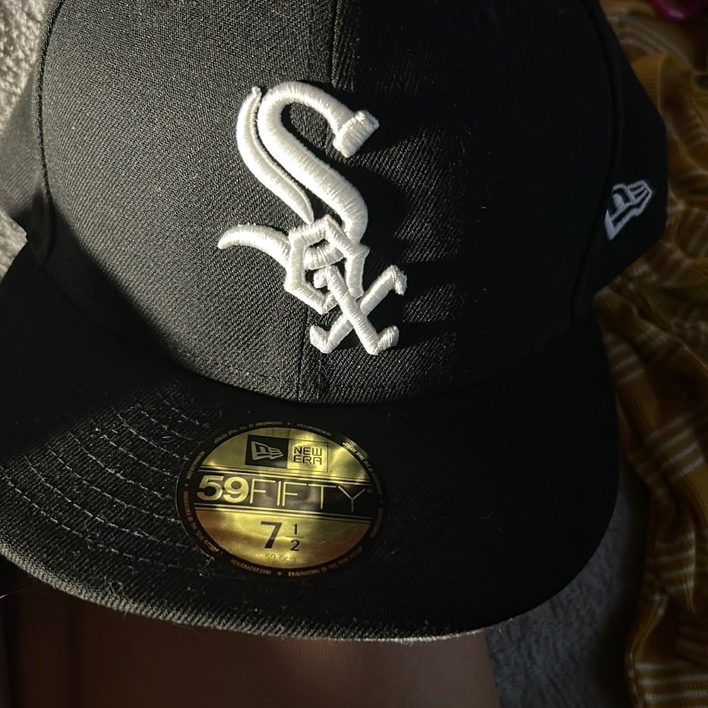 Black sox hat